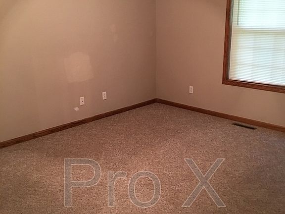 4th image of 98 W Druart St