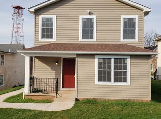 697 E Piedmont St #102, Culpeper, VA 22701