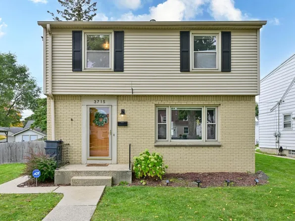 3715 North 98th STREET, Milwaukee, WI 53222