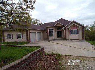 38 Pemberton Ln, Brumley, MO 65017