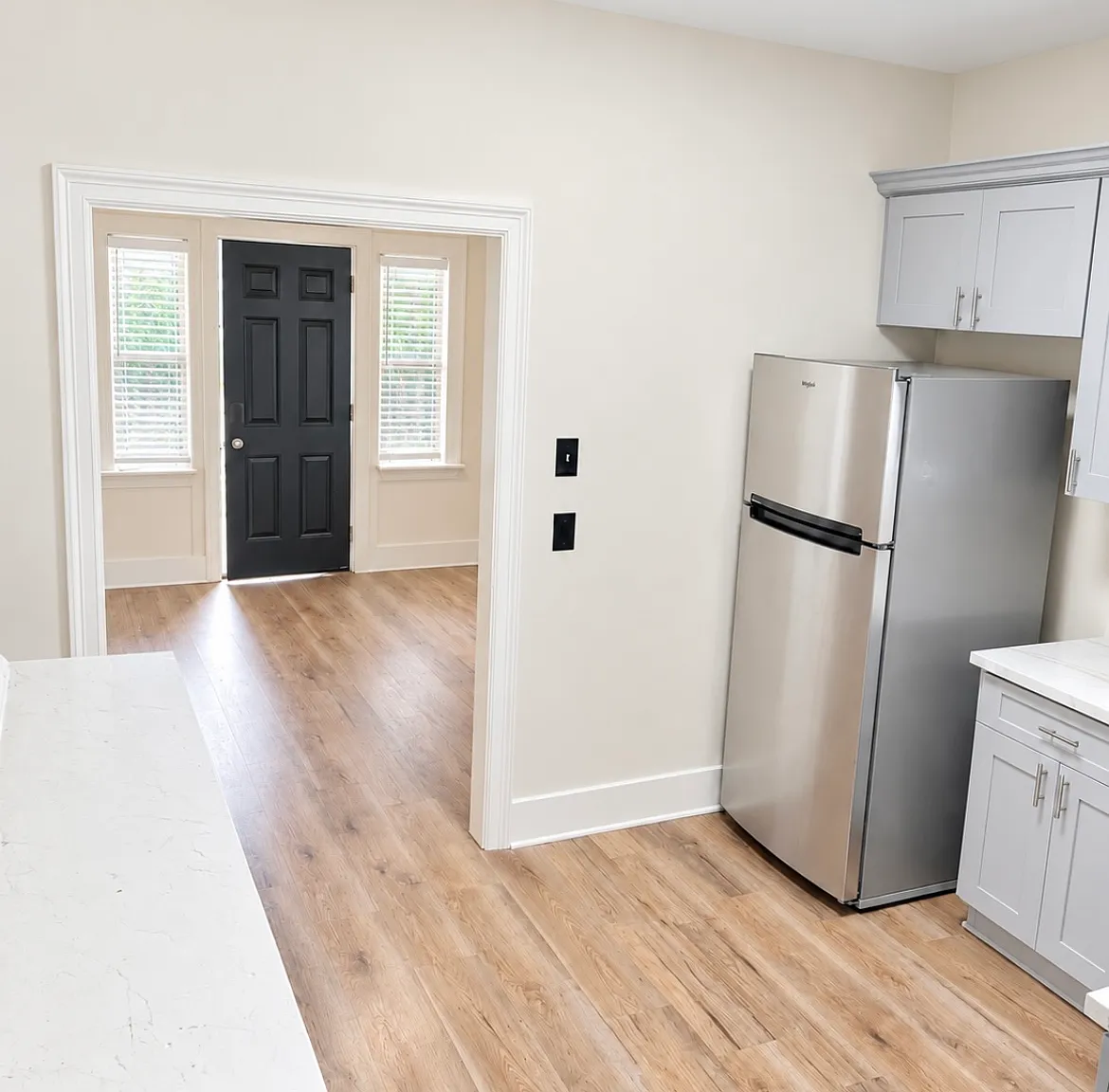 2 bed, 800 sqft, $1,195 — Photo 2