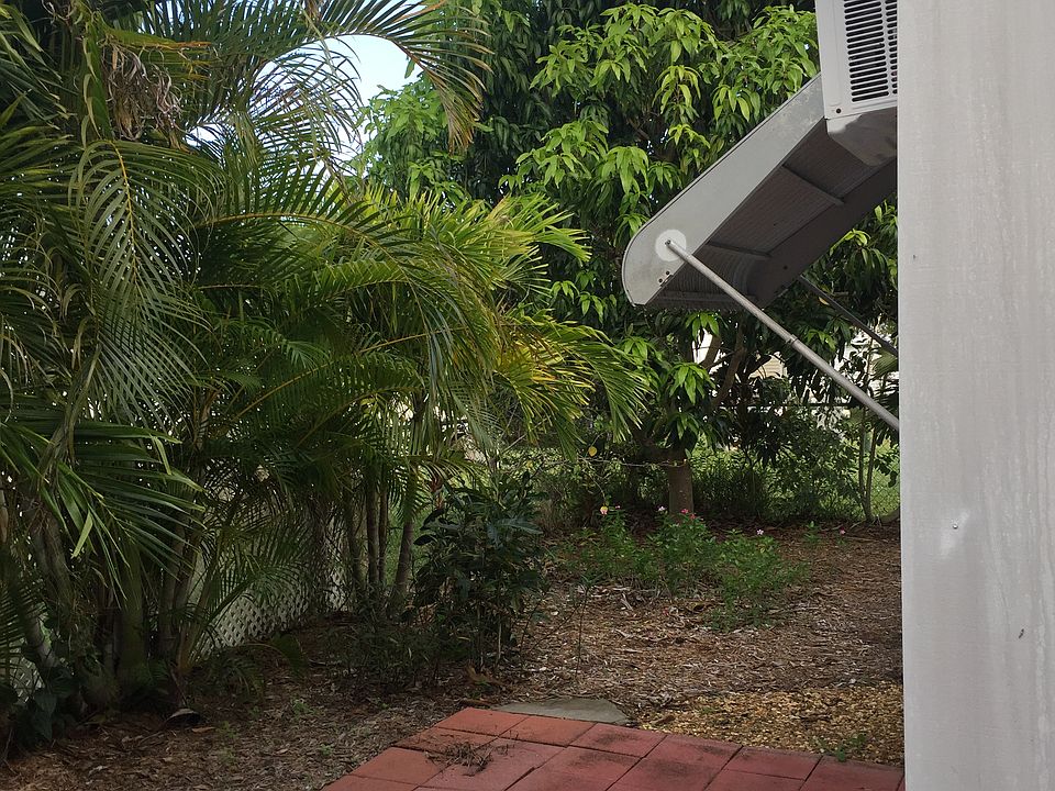 1st image of 912 Cashew Cir