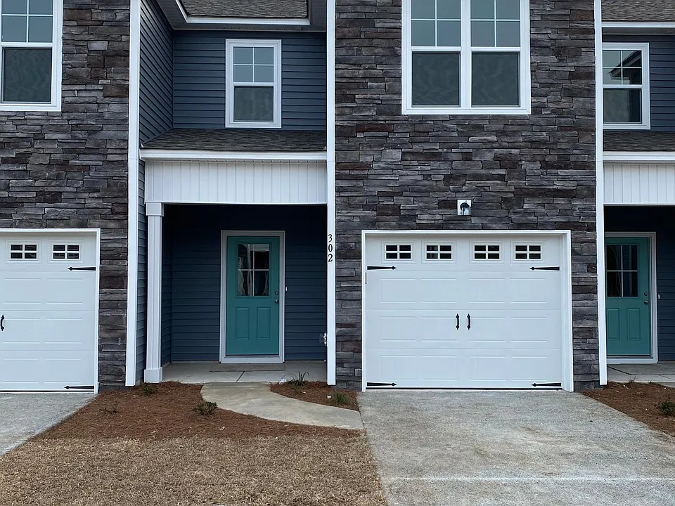 302 S Stingray Ln
