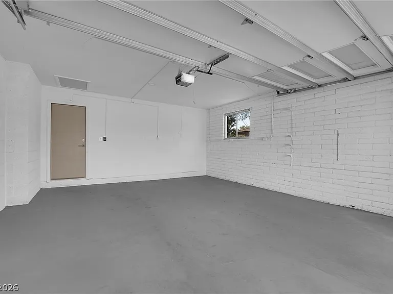 2845 Rosanna St — Photo 59