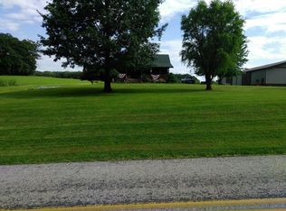 2878 Pine Tree Rd, Spring Grove, PA 17362