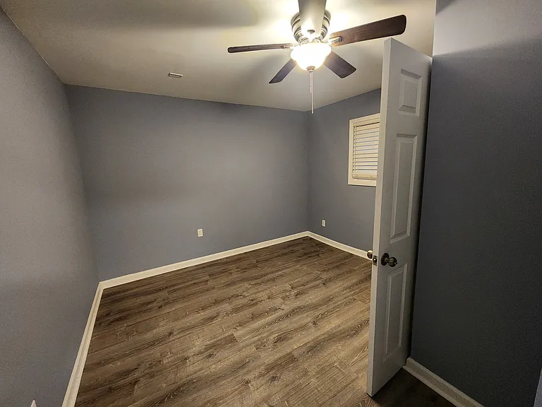 1603 Richards St — Photo 8