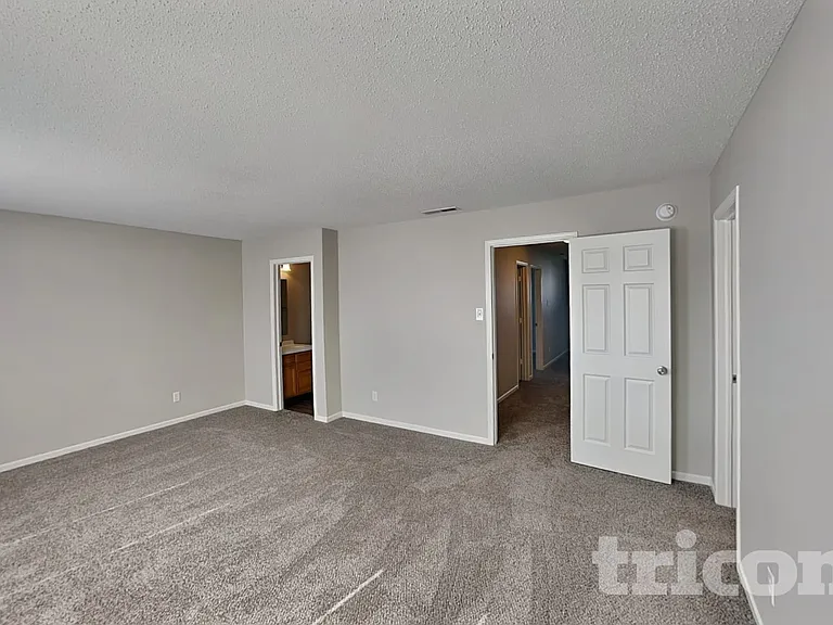 3222 Black Forest Ln — Photo 7