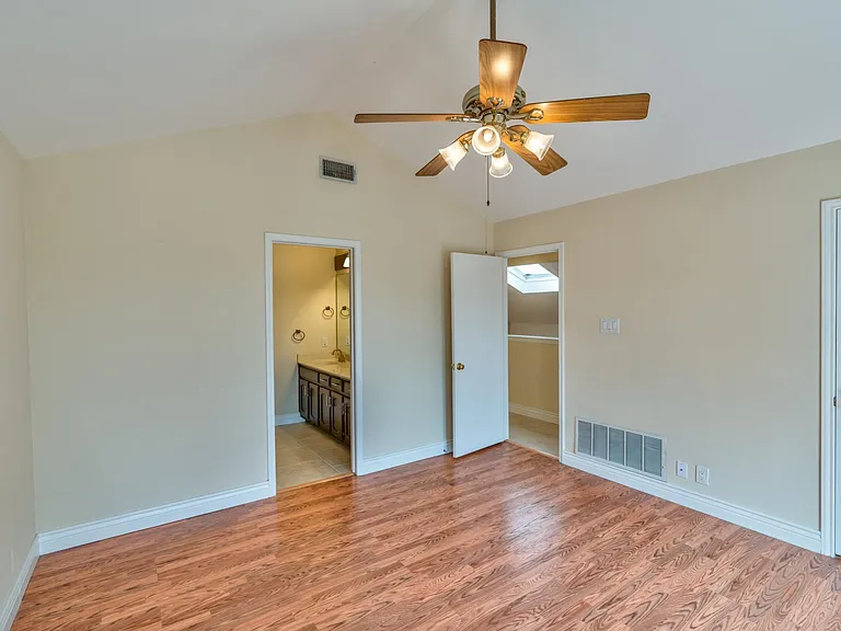 6424 Brookway Dr — Photo 39
