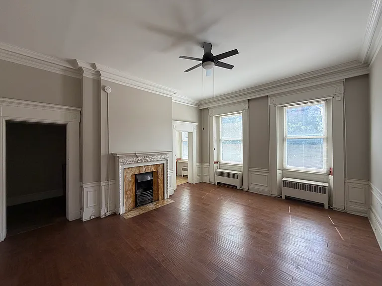 719 Washington Pl #2 — Photo 16