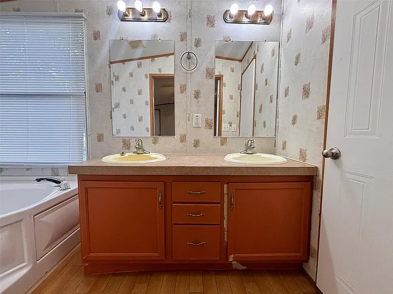 13295 Pecan Tree Dr — Photo 11