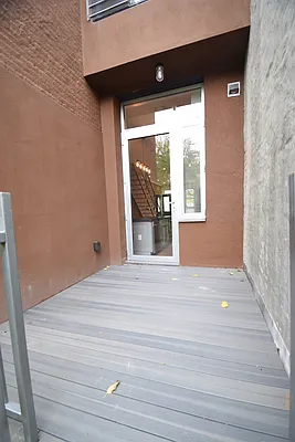 Rented by Urban Realty NYC | media 22