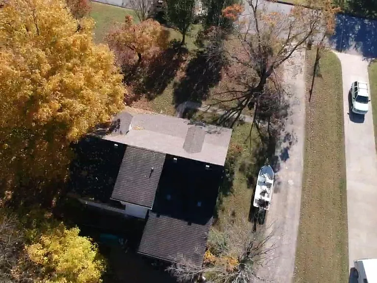 1027 Davidson Dr — Photo 4