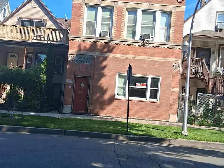 3053 N Elbridge Ave #2-R — Photo 1