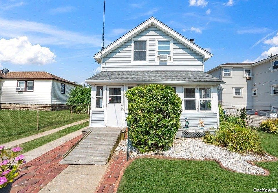 1st image of 85 1st Avenue