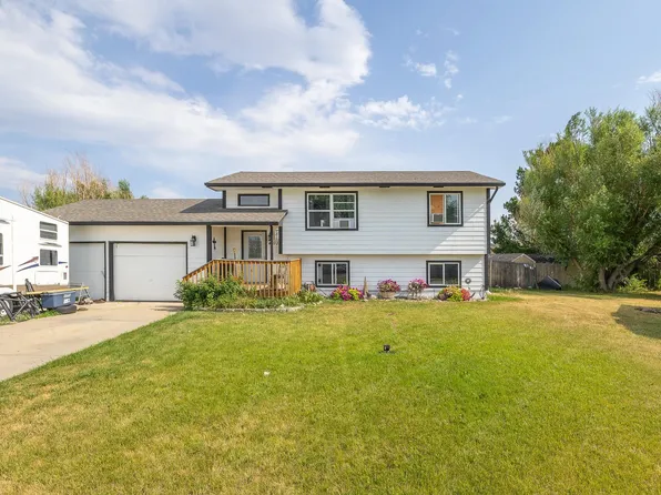 4910 Johnston Dr, Rapid City, SD 57703