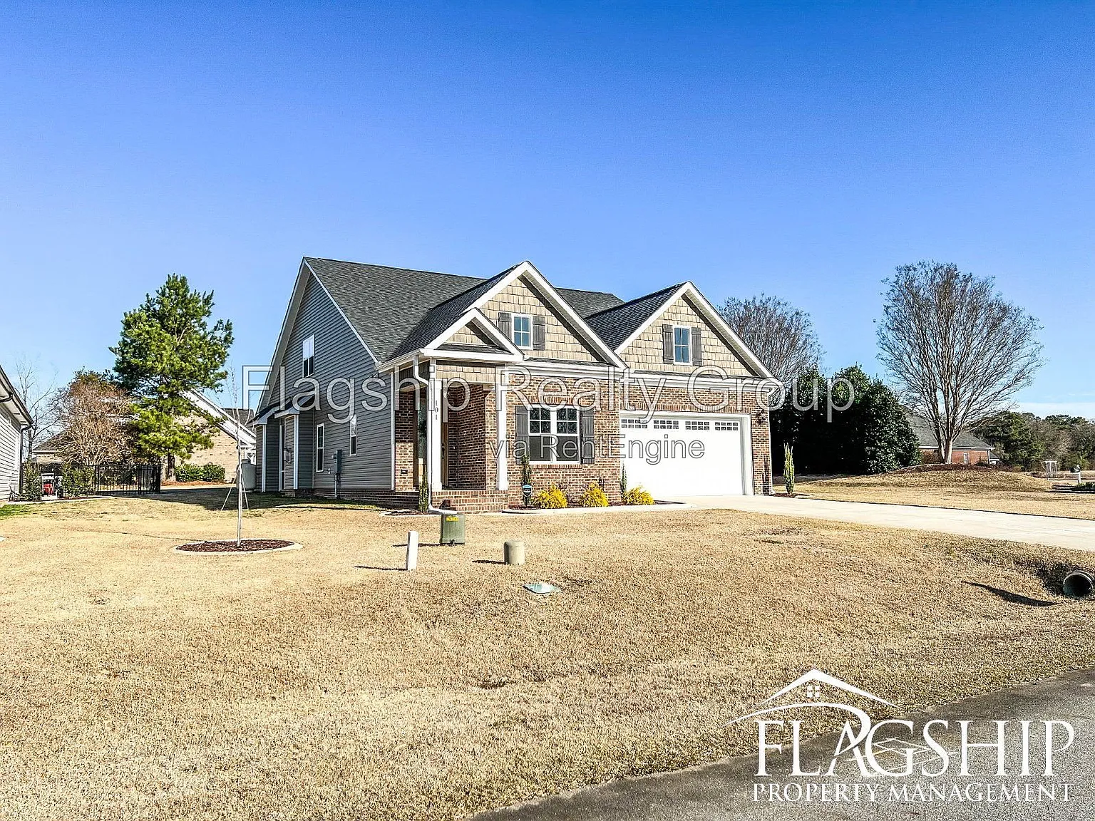 3 bed, 2.5 bath, 2483 sqft, $2,100 — Photo 4