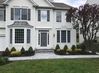 21 Wellington Dr, Basking Ridge, NJ 07920