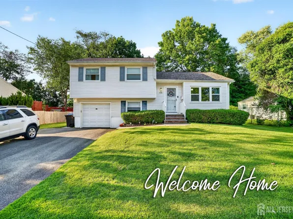 308 Skene Dr, South Plainfield, NJ 07080