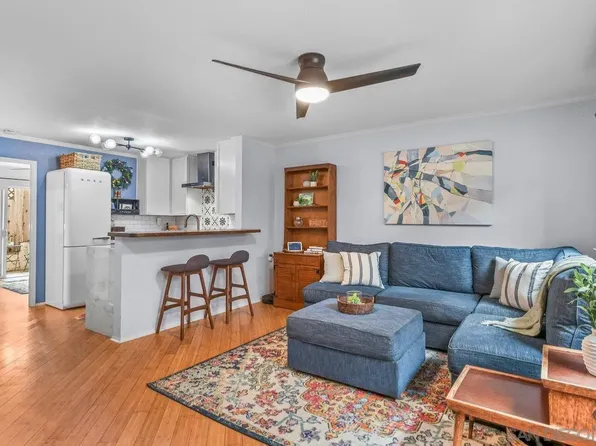 4320 Mentone St APT 3, San Diego, CA 92107