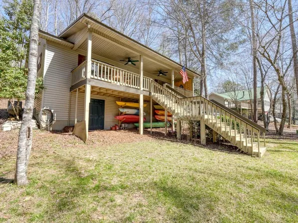 22 Noel Ln, Ellijay, GA 30540