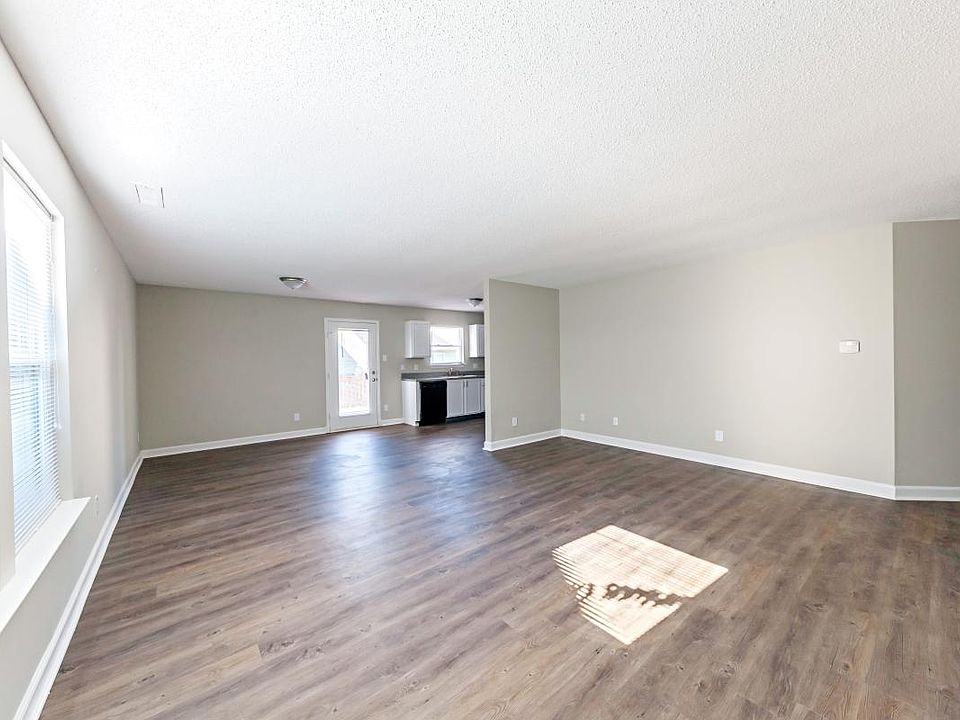 1st image of 2512 Redland Ln