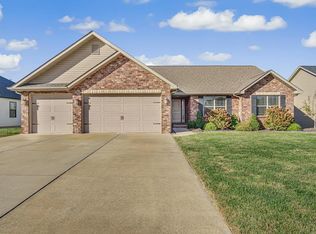 719 Pheasant Run, Waterloo, IL 62298