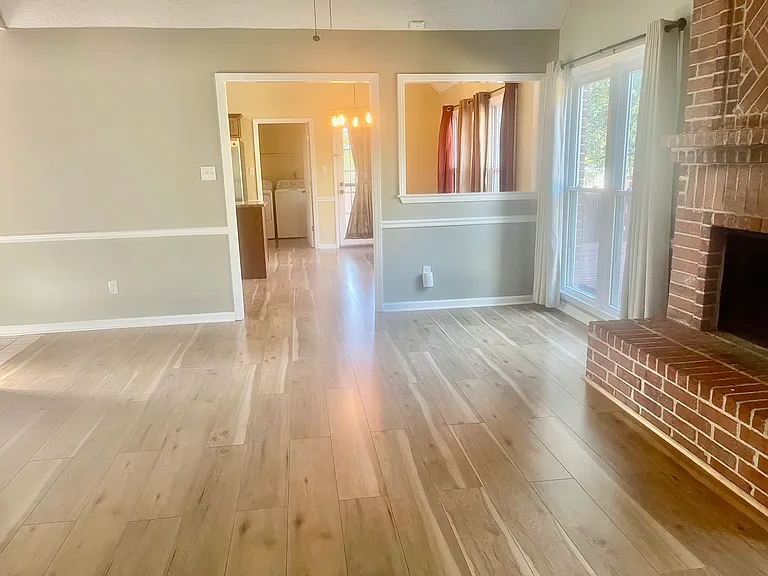 8430 Wind River Cir N — Photo 3