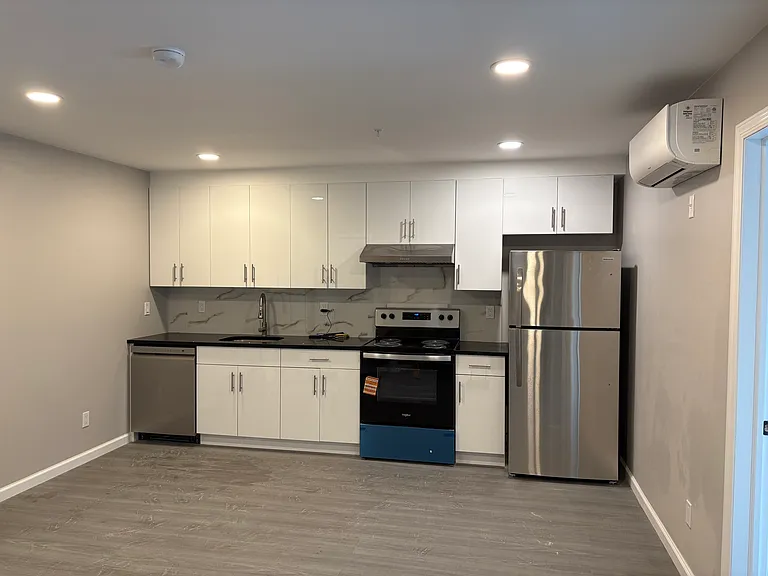 71 Franklin St #1A — Photo 2