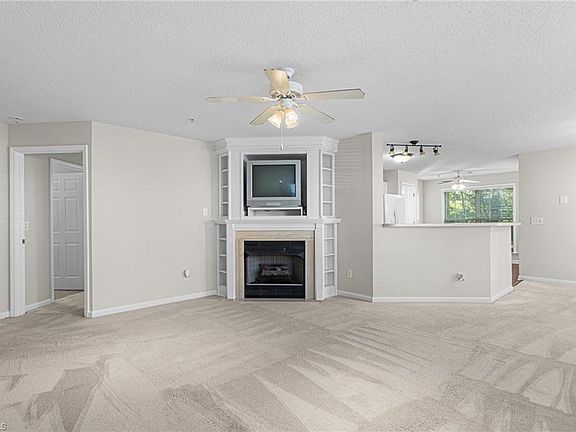 3rd image of 2219 Delaney Dr #214