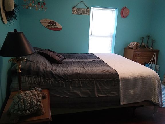 3rd image of 1403 Elderberry Pl