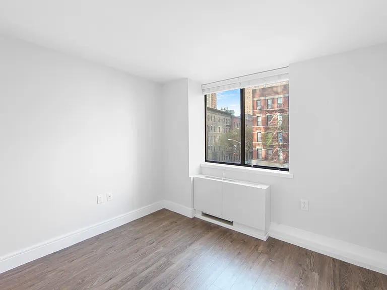 354 E 91st St #305 — Photo 8