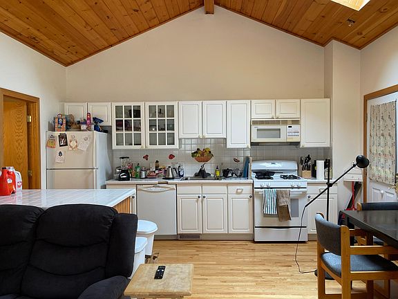 East wall - Kitchen area