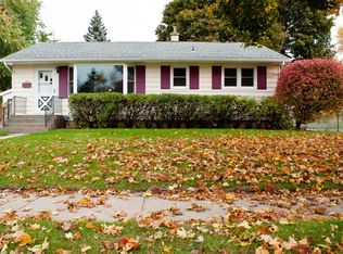 225 E Prospect St, Lake Mills, WI 53551