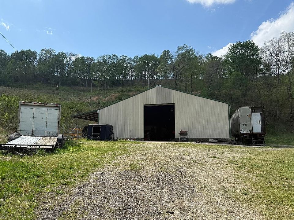 1st image of 101 Victory Ln