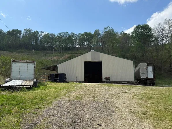 101 Victory Ln, Greenup, KY 41144