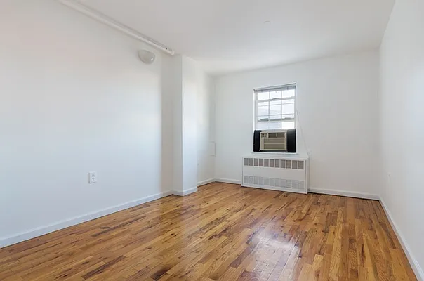 Rented by Brown Harris Stevens | media 10