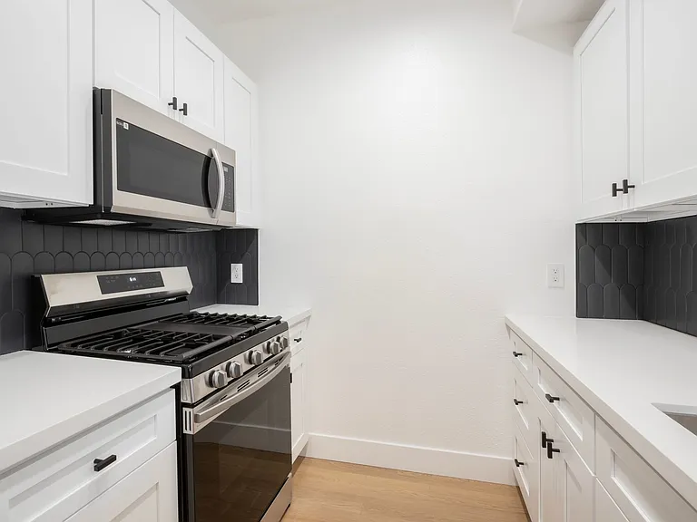 Welcome to 1616 Serrano Ave — Photo 7