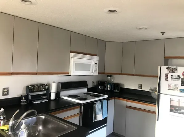 16 Hemlock Ridge Dr Unit 306, White River Junction, VT 05001