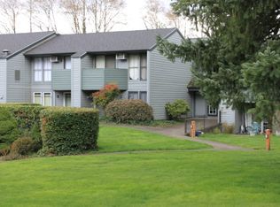 8745 SW Brightfield Cir, Portland, OR 97223