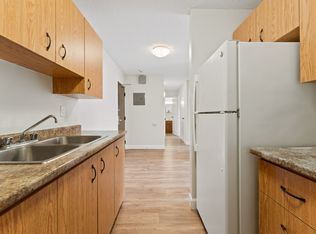 Riverview Park Apartments, Chatham Kent, ON N7L 4L3