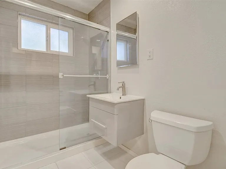 131 Cerrito Avenue — Photo 8