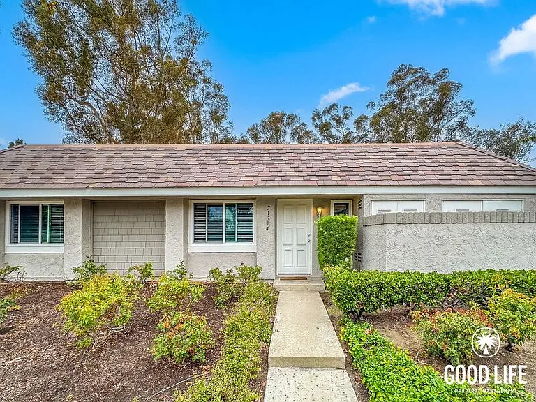 21714 Lake Vista Dr — Photo 21