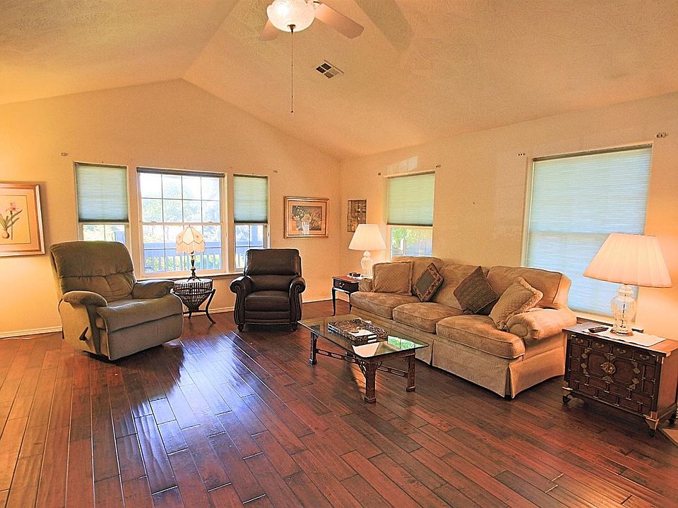 2nd image of 1283 Ironwood Dr