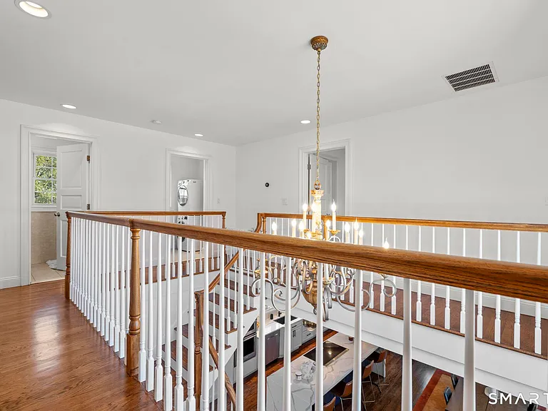 34 Birdseye Rd — Photo 9