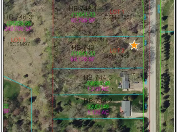 3833 Hillcrest Dr, Green Bay, WI 54313