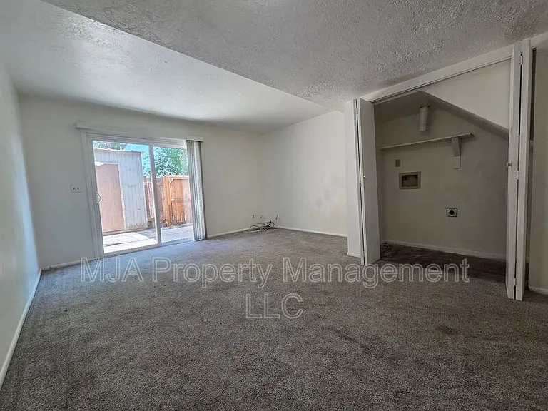 1149 W 1600 N — Photo 2