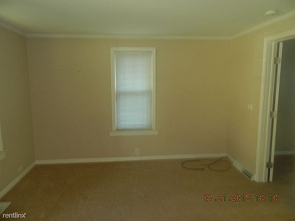 4th image of 2824 Ardmore Ave