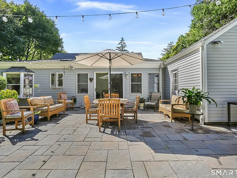 118 Lloyd Dr — Photo 32