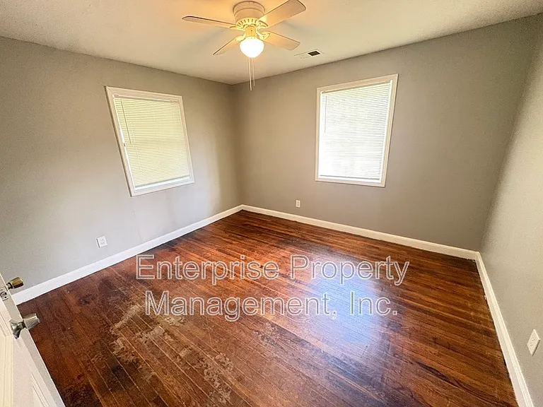 2083 Charleston Rd — Photo 18