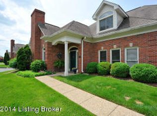 304 Westgate Terrace Ct, Saint Matthews, KY 40207